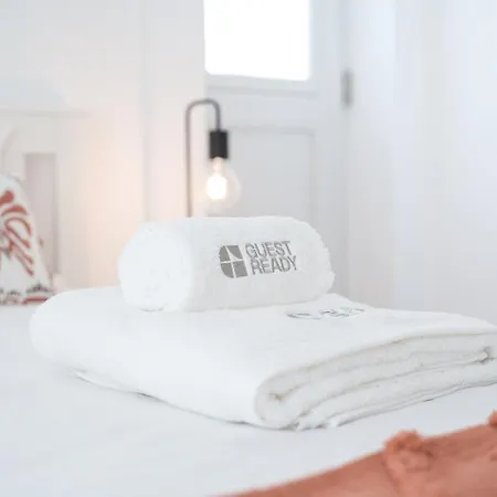 Guestready - Rosemary's Lovely With A Garden Penzion Porto