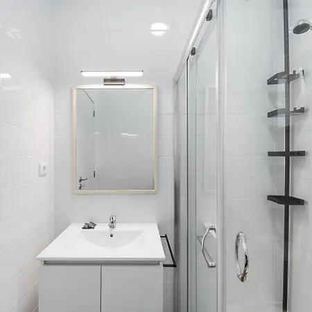 Guestready - Rosemary's Lovely With A Garden Porto