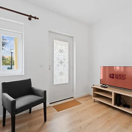 Guestready - Rosemary's Lovely With A Garden 4* Porto