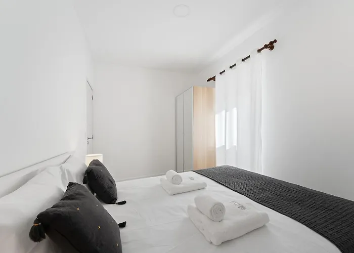 Guestready - Rosemary's Lovely With A Garden 4* Porto