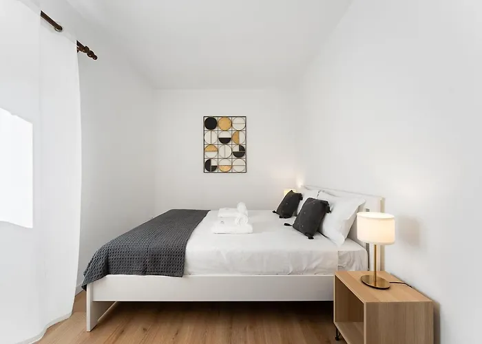 Guestready - Rosemary's Lovely With A Garden Pensión