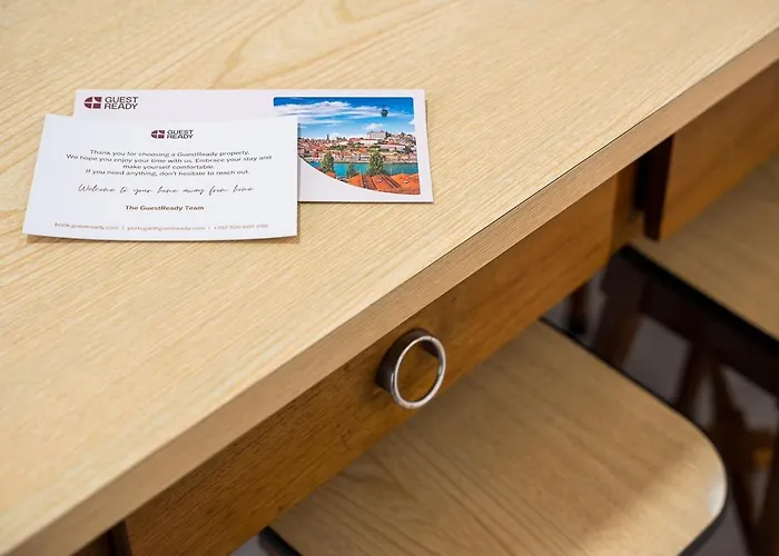 Pensión Guestready - Rosemary's Lovely With A Garden