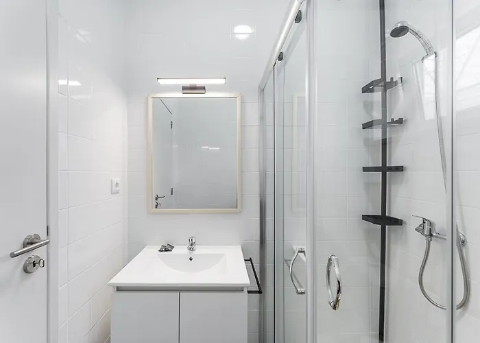 Guestready - Rosemary's Lovely With A Garden Oporto