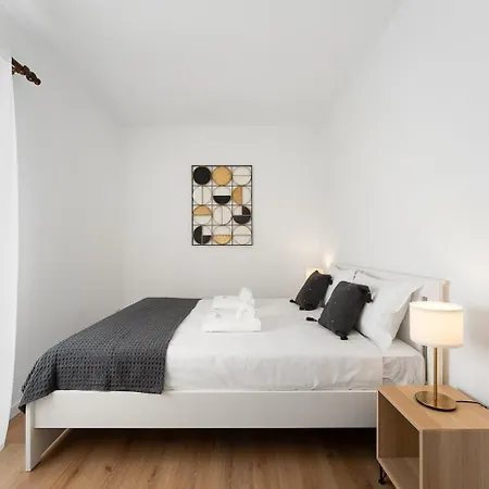 Guestready - Rosemary's Lovely With A Garden Gasthof